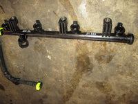 Load image into Gallery viewer, Yamaha 200hp 4 stroke 4 CYL outboard Fuel Rail (6DA-13161-00-00)
