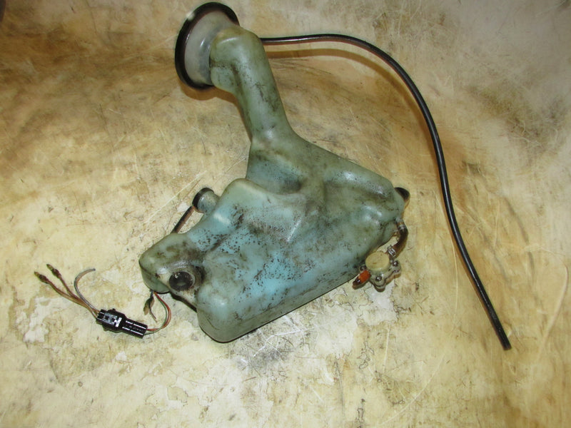 Suzuki DT30 30hp Outboard Oil Tank (69110-95D01)