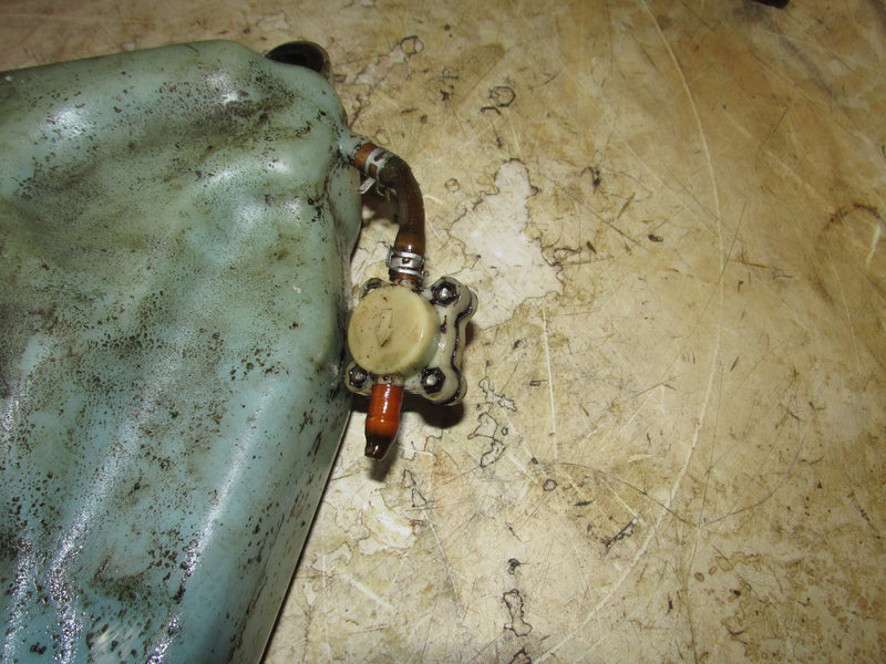 Suzuki DT30 30hp Outboard Oil Tank (69110-95D01)