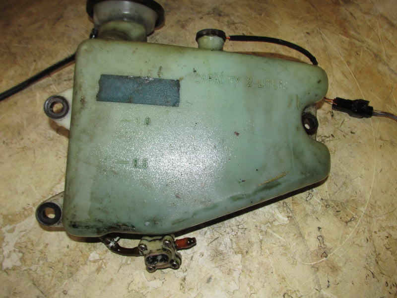 Suzuki DT30 30hp Outboard Oil Tank (69110-95D01)