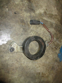 Load image into Gallery viewer, Evinrude 120hp 2 stroke outboard trigger/ timer base (583289)
