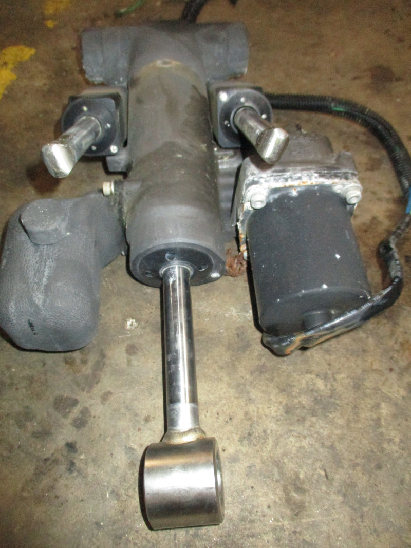Johnson/ Suzuki 140hp 4 stroke outboard tilt trim unit aftermarket
