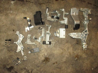 Load image into Gallery viewer, Yamaha 200hp 4 stroke 4 CYL outboard Miscellaneous Bracket Set
