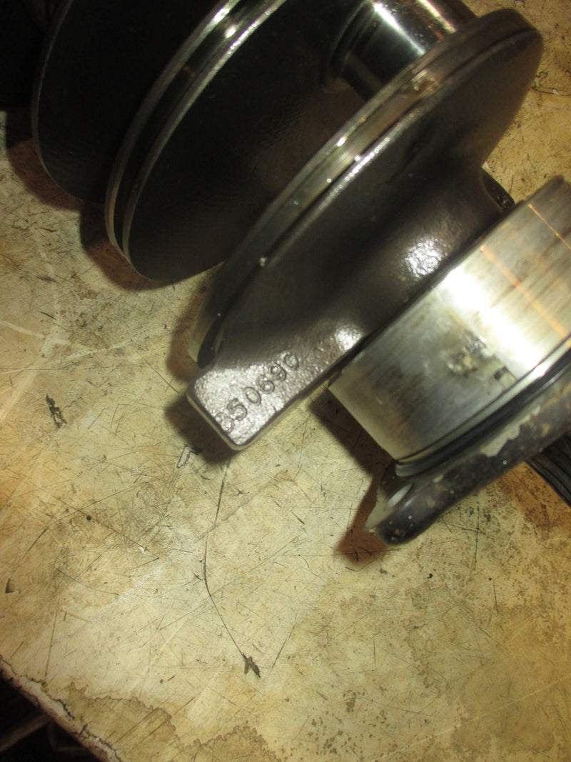 Mercury 135hp Optimax 2 stroke outboard crankshaft (850690)