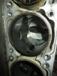 Load image into Gallery viewer, Mercury 135hp Optimax 2 stroke outboard crankcase block
