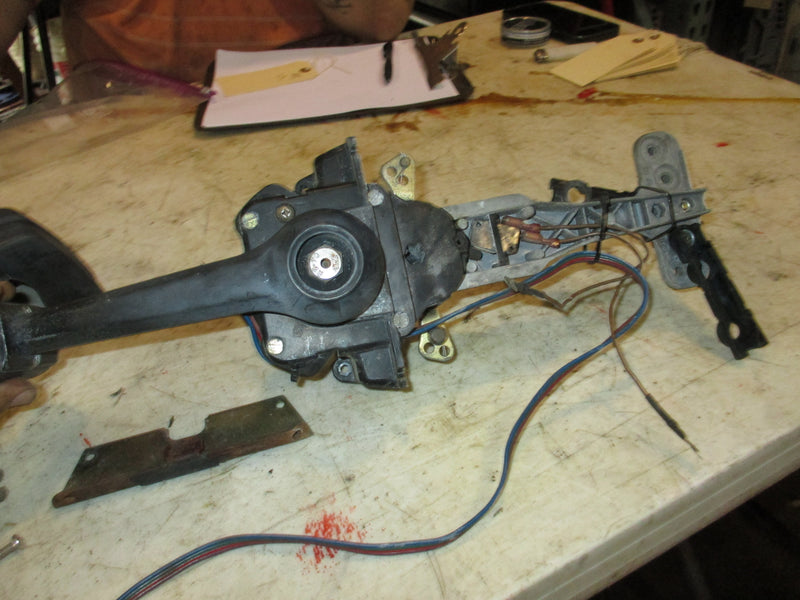Universal outboard single top mount control box