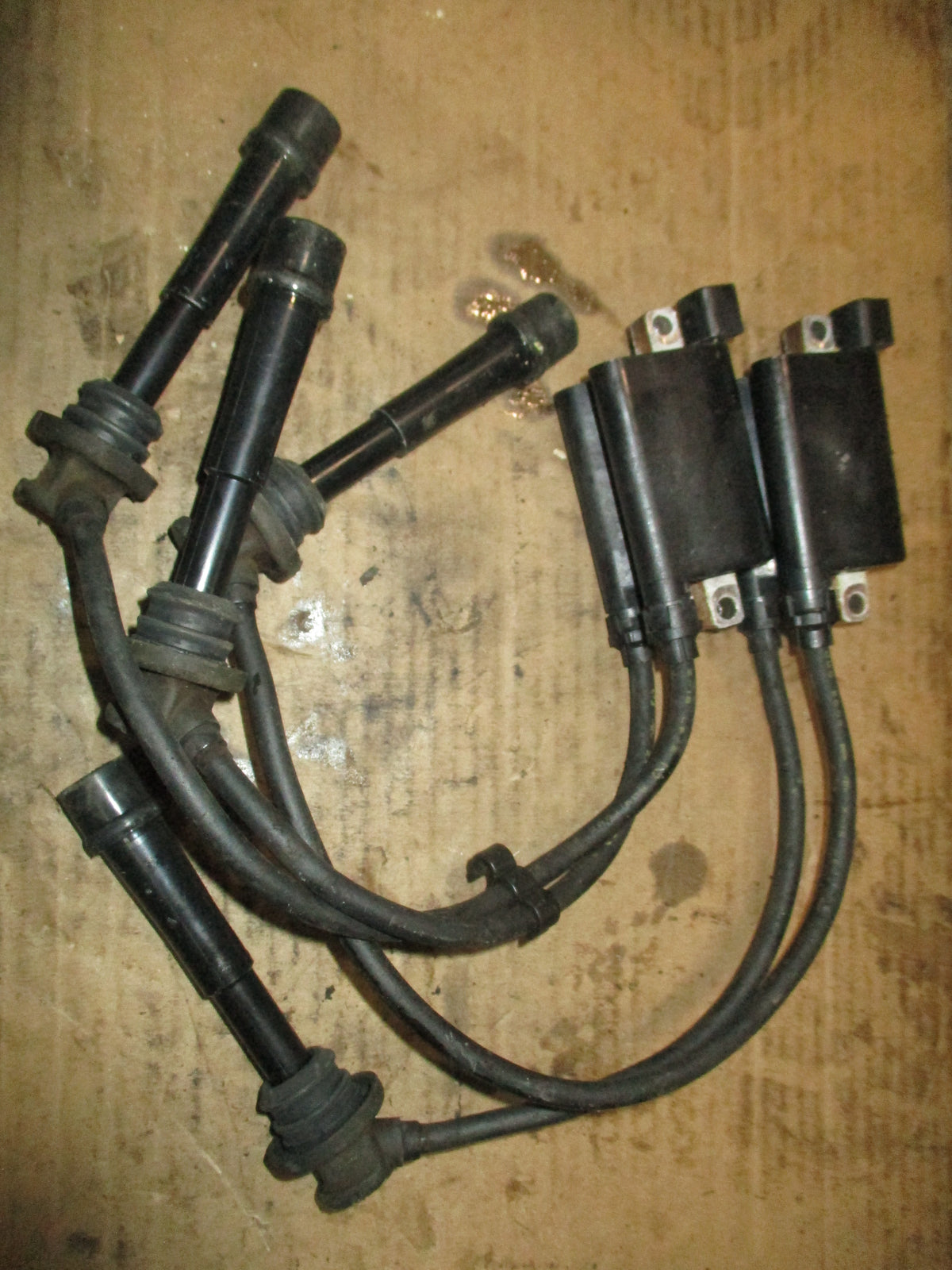 Johnson/ Suzuki 140hp 4 stroke outboard ignition coil set (33410-90J00)