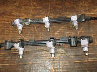 Load image into Gallery viewer, Yamaha 250hp 3.3L 4 stroke outboard fuel rail and injector set (6P2-13160-10-00)
