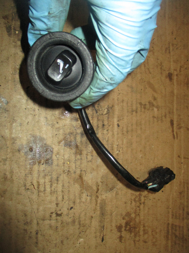 Johnson/ Suzuki 140hp 4 stroke outboard tilt trim switch (37850-99E04)