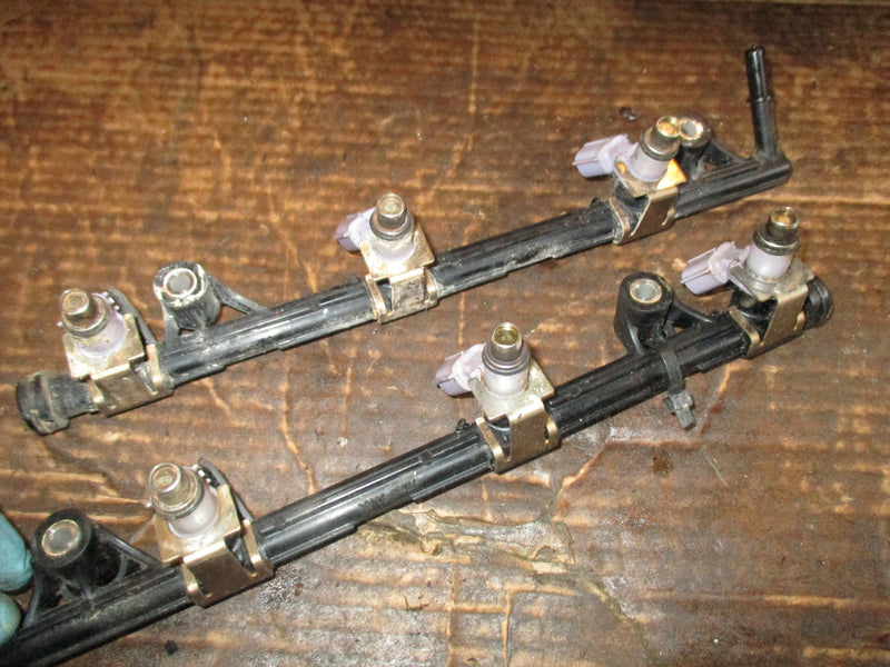 Yamaha 250hp 3.3L 4 stroke outboard fuel rail and injector set (6P2-13160-10-00)