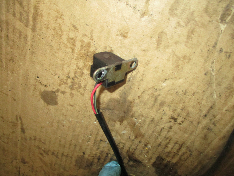 Johnson/ Suzuki 140hp 4 stroke outboard cam position sensor (33220-76G02)