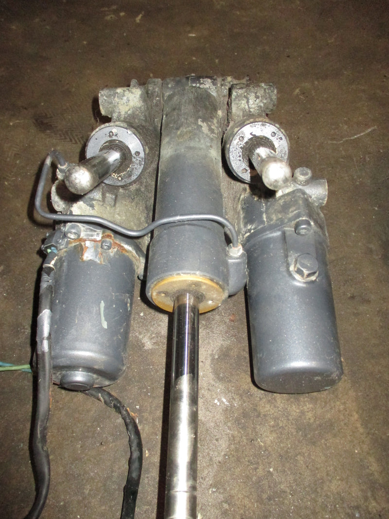 Yamaha 225hp 4 stroke outboard tilt trim unit
