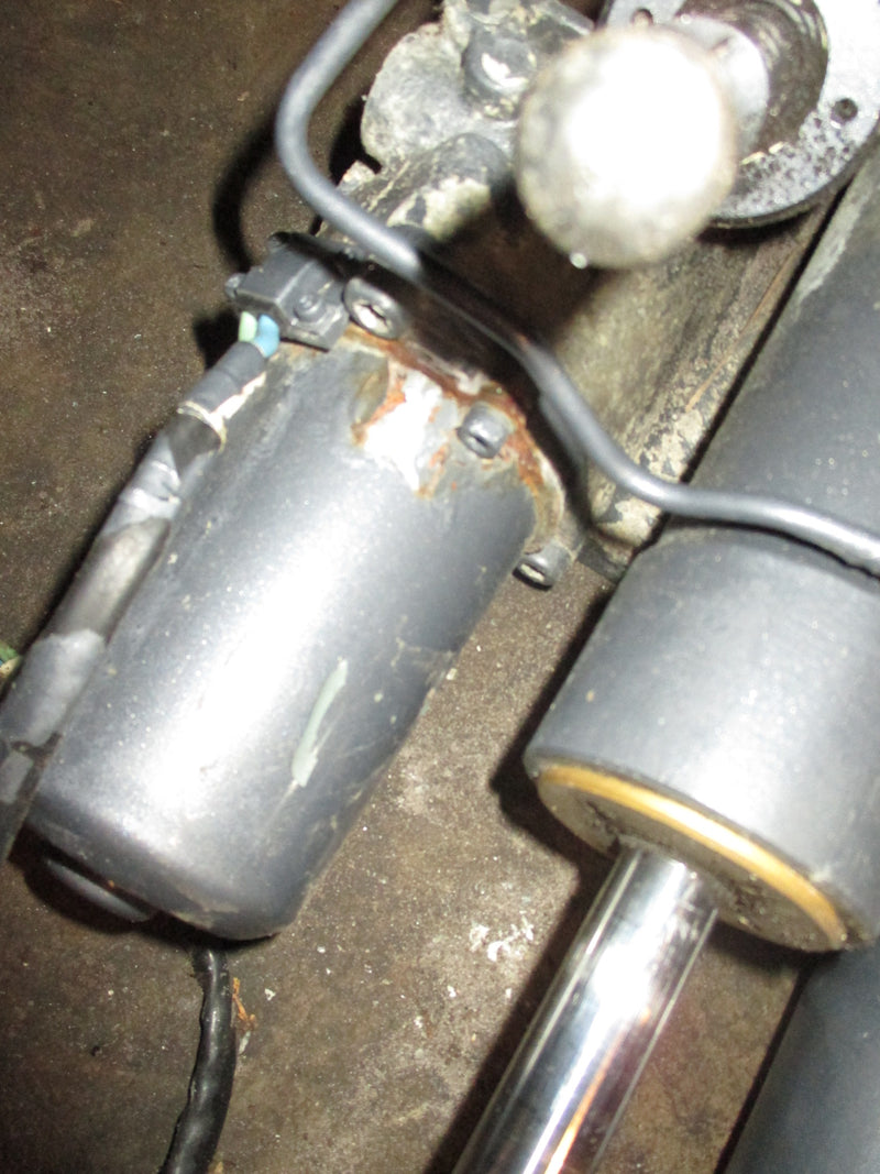 Yamaha 225hp 4 stroke outboard tilt trim unit