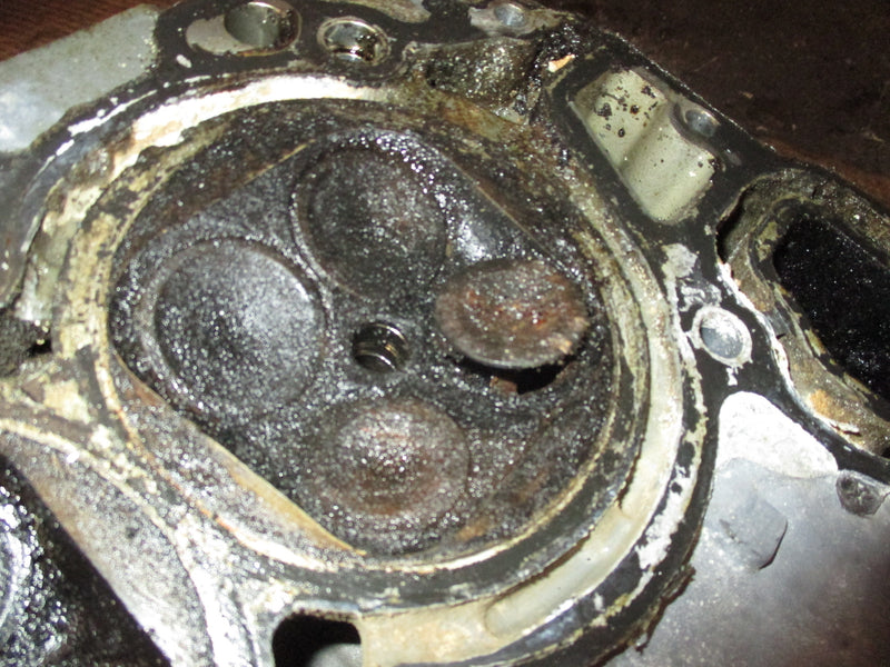 Yamaha 225hp 4 stroke outboard port cylinder head