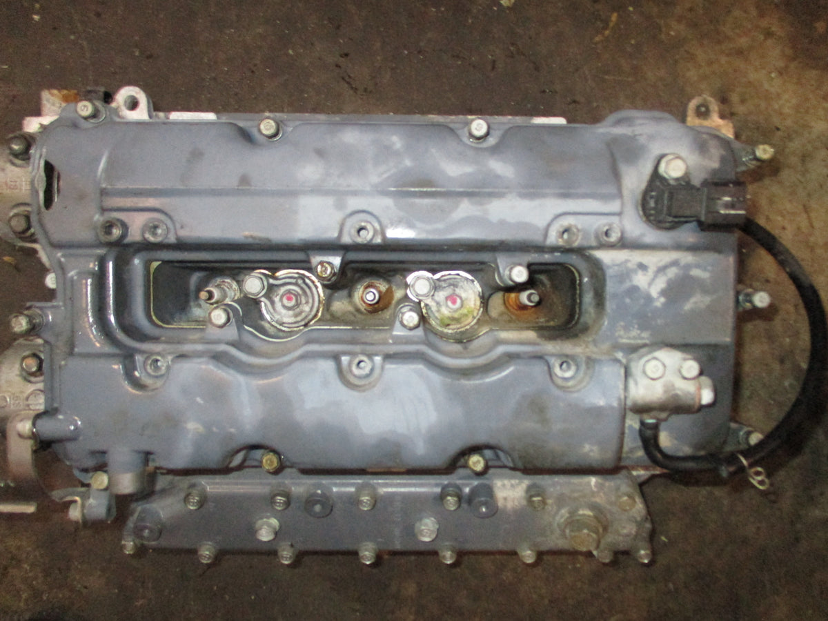 Yamaha 250hp 3.3L 4 stroke outboard starboard cylinder head PARTS ONLY