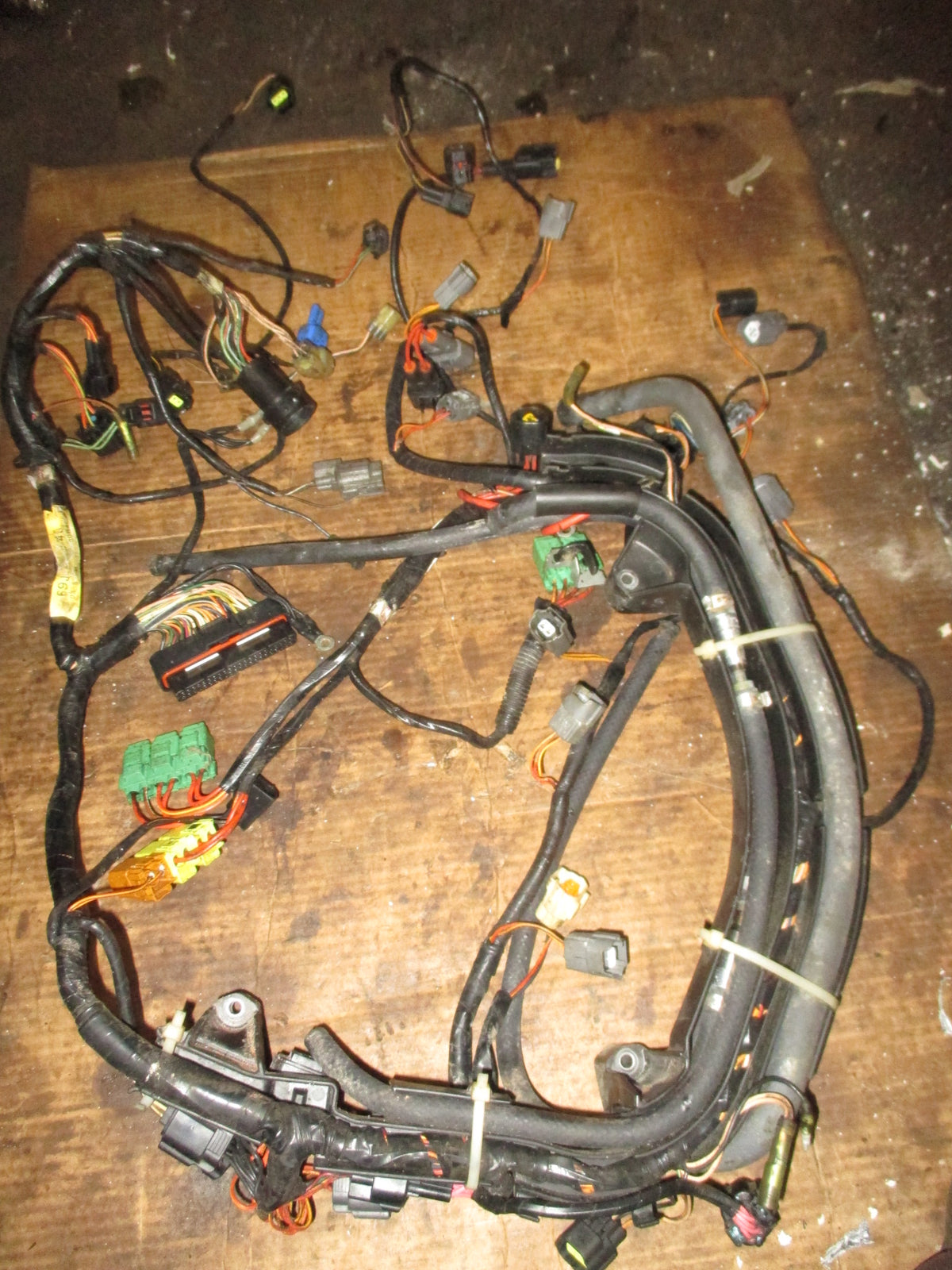 Yamaha 225hp 4 stroke outboard engine wiring harness (69J-8259N-10)