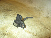 Load image into Gallery viewer, Suzuki DF70 70hp 4 Stroke Outboard Map Sensor (18590-80C40)
