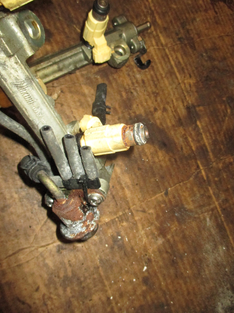 Yamaha 225hp 4 stroke outboard fuel injector set with fuel rails (69J-13761-00)