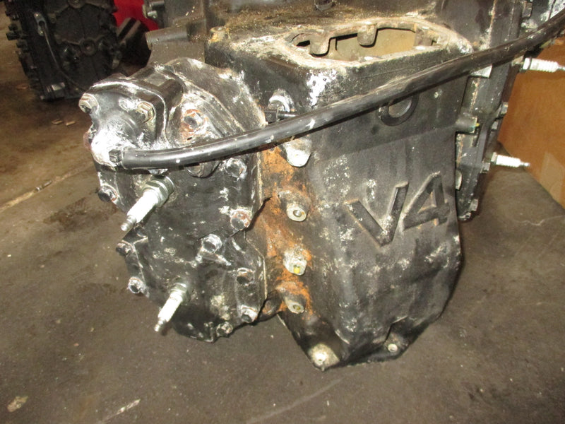 Evinrude 140hp 2 stroke outboard crankcase powerhead