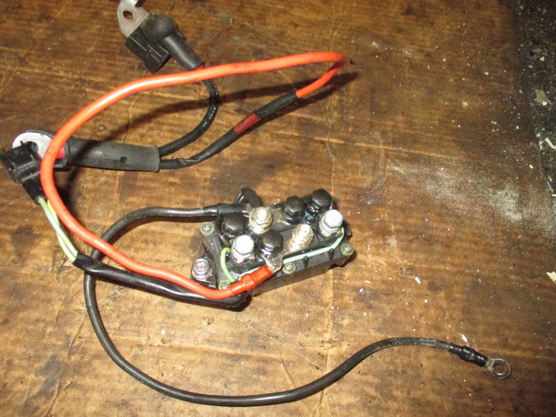 Yamaha 225hp 4 stroke outboard tilt trim relay (69J-81950-11)