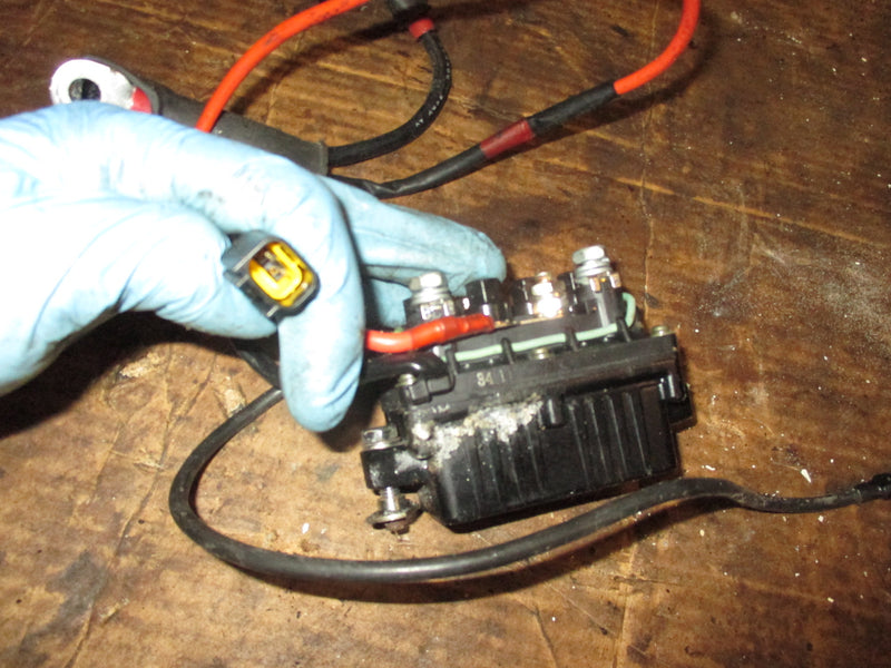 Yamaha 225hp 4 stroke outboard tilt trim relay (69J-81950-11)