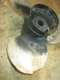 Load image into Gallery viewer, Mercury 135hp Optimax 2 stroke outboard aluminum propellor (031023)
