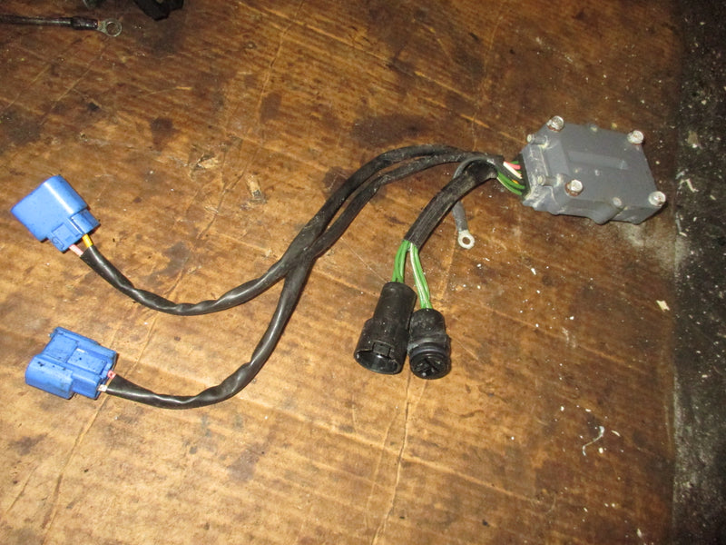 Yamaha 225hp 4 stroke outboard rectifier regulator (69J-81960-11)