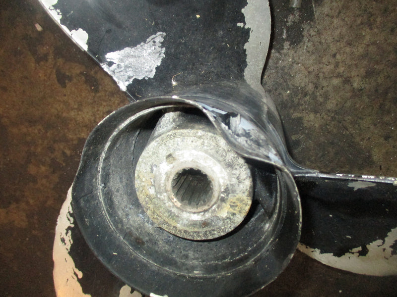 Johnson 140hp 2 stroke outboard aluminum prop 14 1/4 x 21