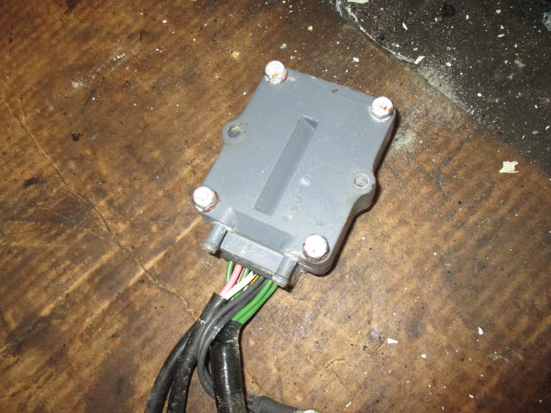 Yamaha 225hp 4 stroke outboard rectifier regulator (69J-81960-11)