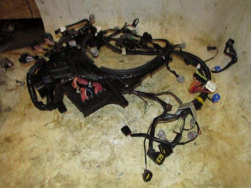 Yamaha 300hp 4.2L 4 Stroke Outboard Engine Wiring Harness (6CE-82590-12)