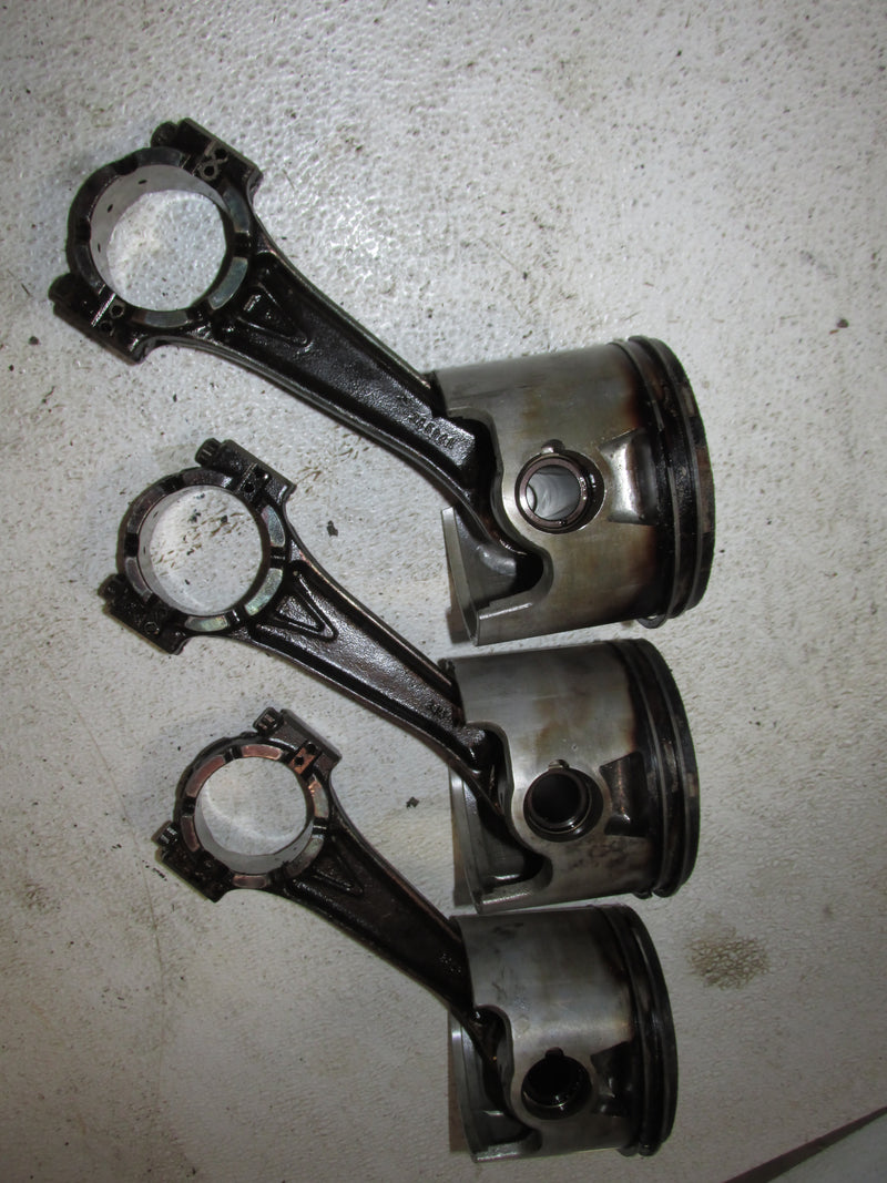 Evinrude Ficht 200hp 2 Stroke Outboard Starboard Piston & Rod Set of 3 (5005022)