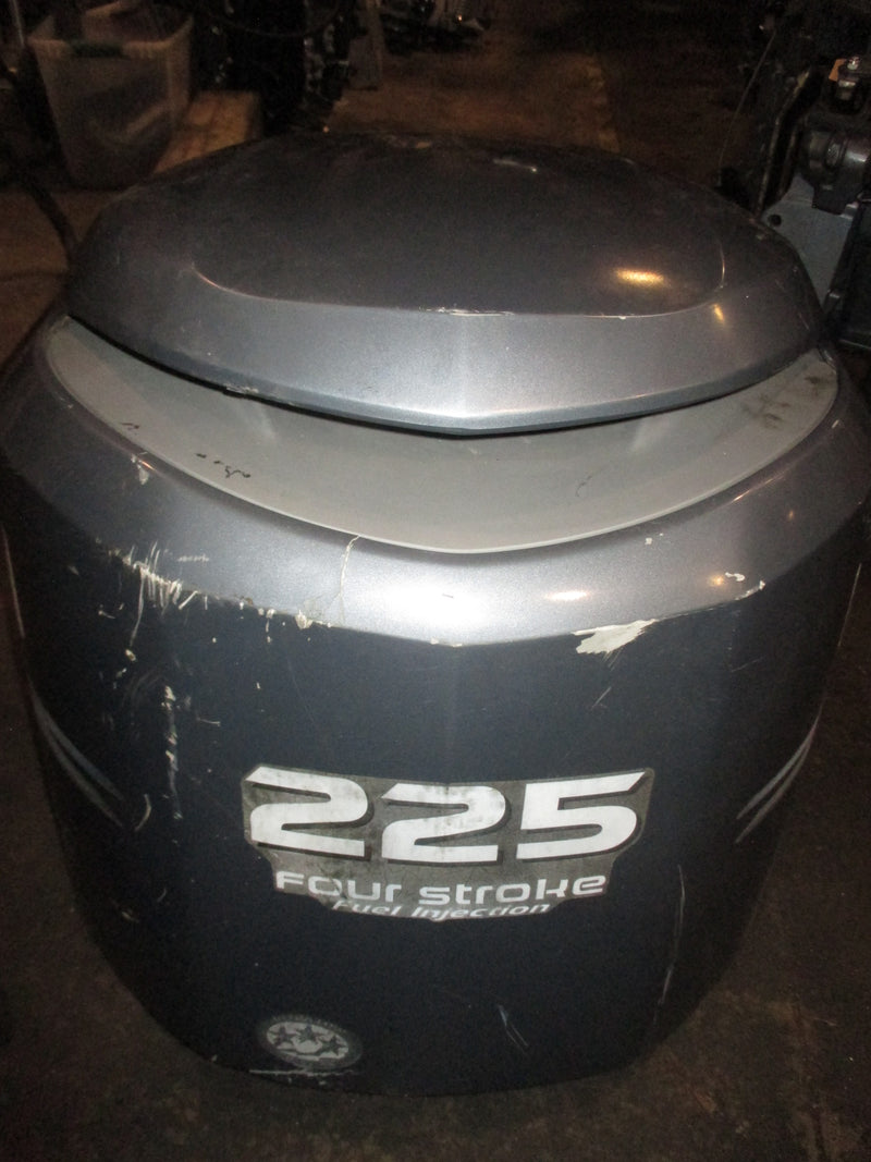 Yamaha 225hp 4 stroke outboard top cowling