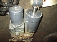 Load image into Gallery viewer, Yamaha 80hp 4 Stroke outboard Tilt Trim Unit (67F-02/67F-43800-02-4D)
