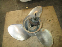 Load image into Gallery viewer, Johnson 150hp Ocean Runner outboard counter rotation prop (390821) 14 1/2-19
