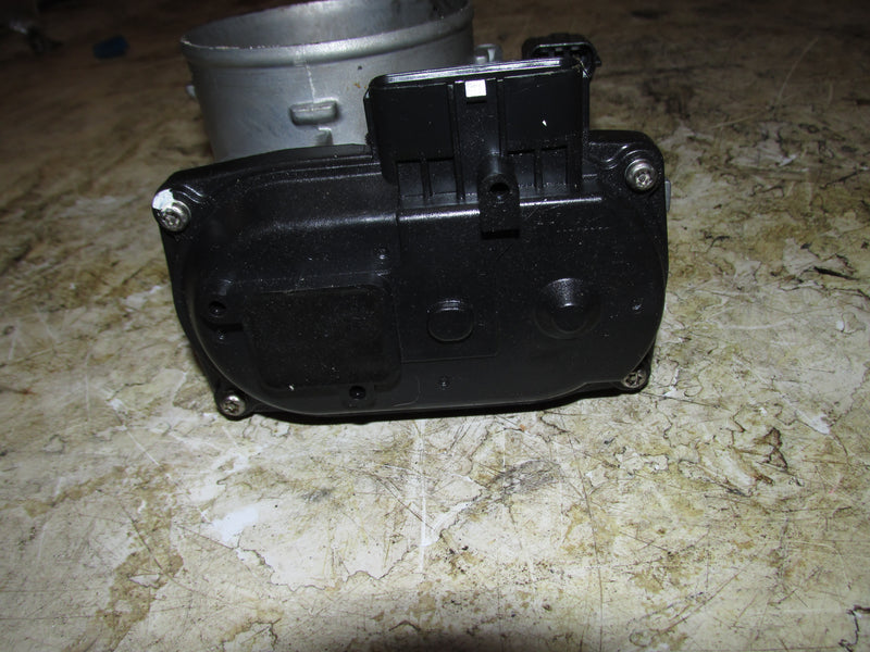 Yamaha 300hp 4.2L 4 Stroke Outboard Throttle Body (6CB-13751-10-00)