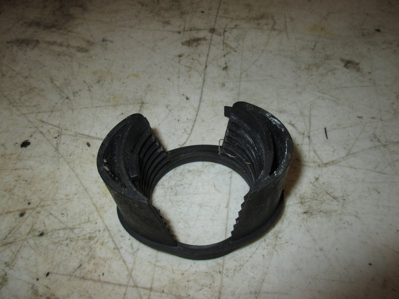 Mercury Verado 225hp outboard Cowling adapter 895316