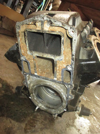 Load image into Gallery viewer, Evinrude 120hp 2 stroke outboard crankcase block (333597)
