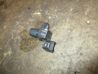 Load image into Gallery viewer, Yamaha 200hp 4 cyl 4 stroke outboard cam position sensor (6P2-85896-00-00)
