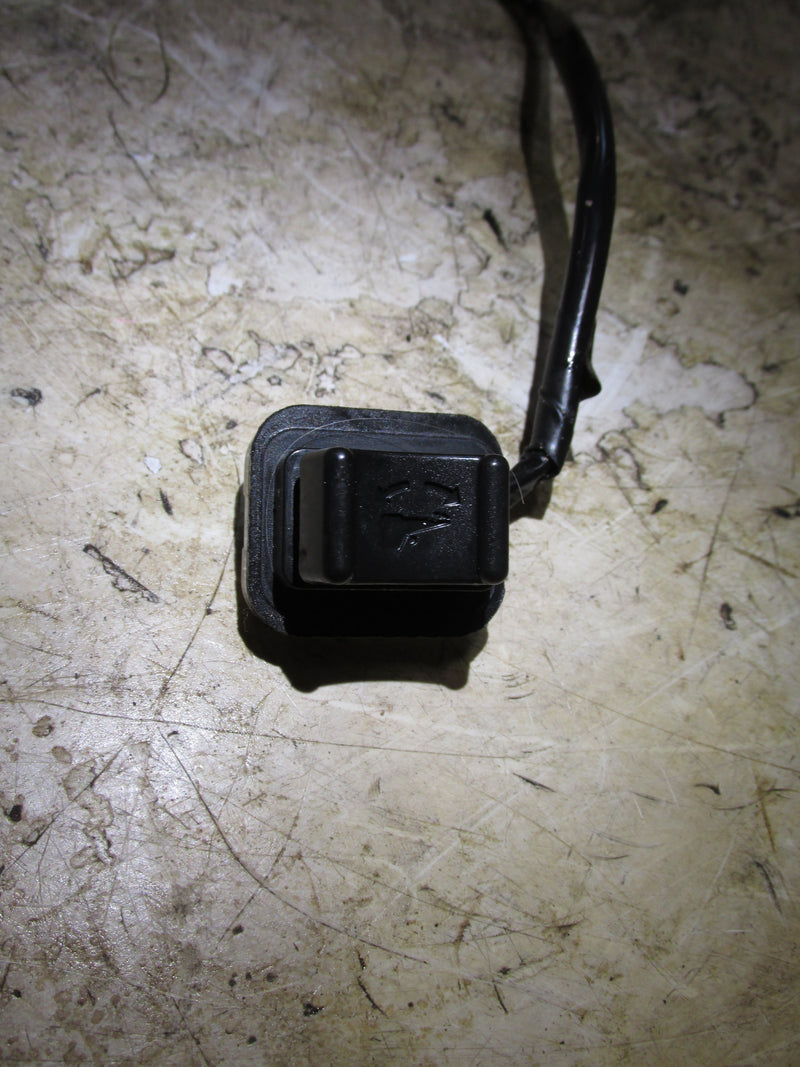 Yamaha 300hp 4.2L 4 Stroke Outboard Tilt Trim Switch (6BR-82563-01-00)