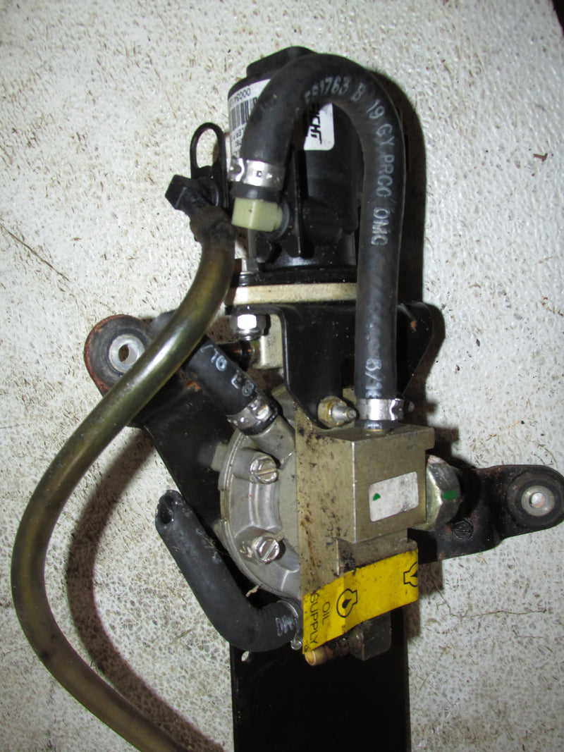 Evinrude Ficht 200hp 2 Stroke Outboard Oil Injector (439780)