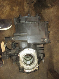 Load image into Gallery viewer, Mercury mariner 75hp 2 stroke outboard crankcase block
