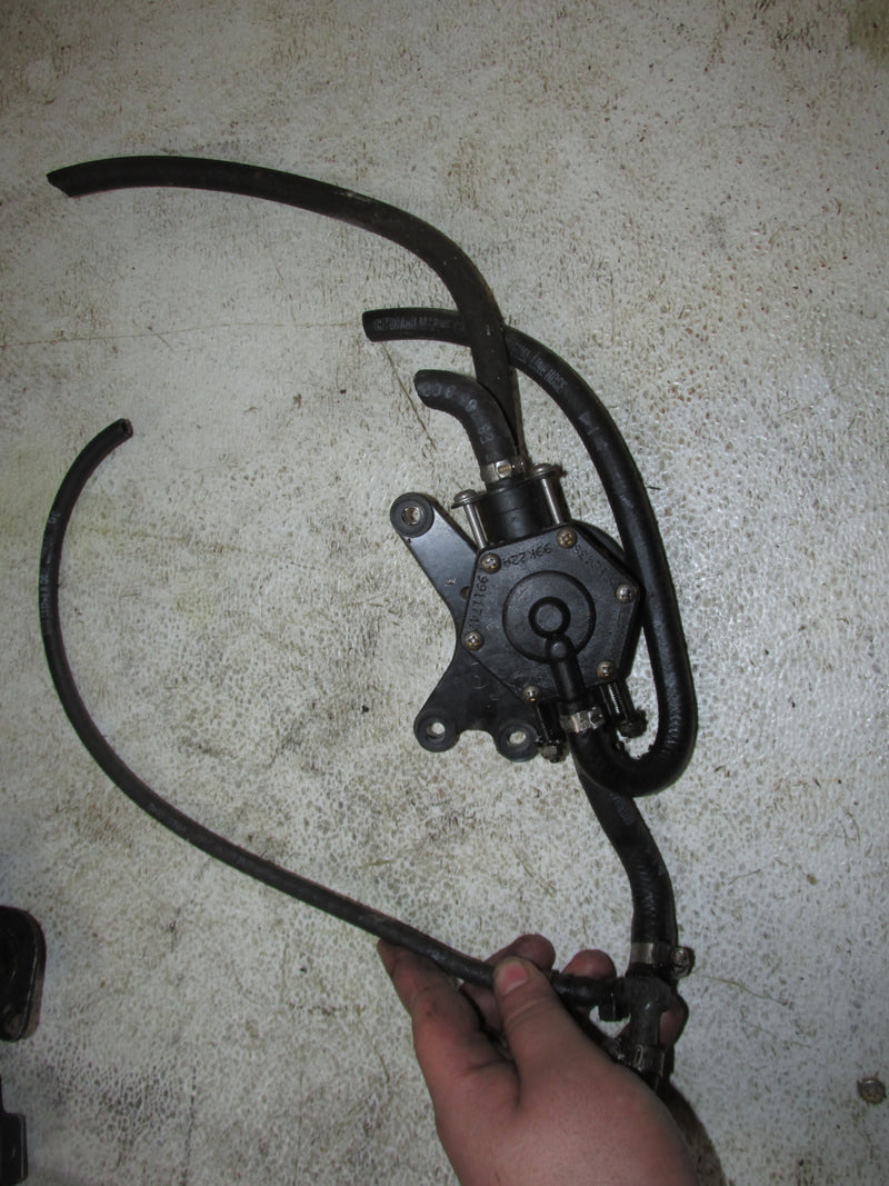 Evinrude Ficht 200hp 2 Stroke Outboard Fuel Lift Pump (500085)