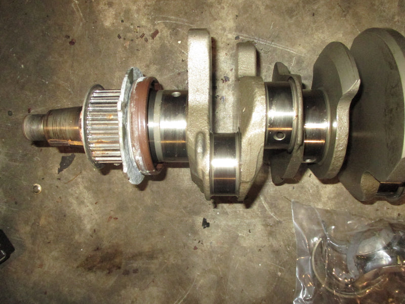 Yamaha 225hp 4 stroke outboard crankshaft (69J11411-00)