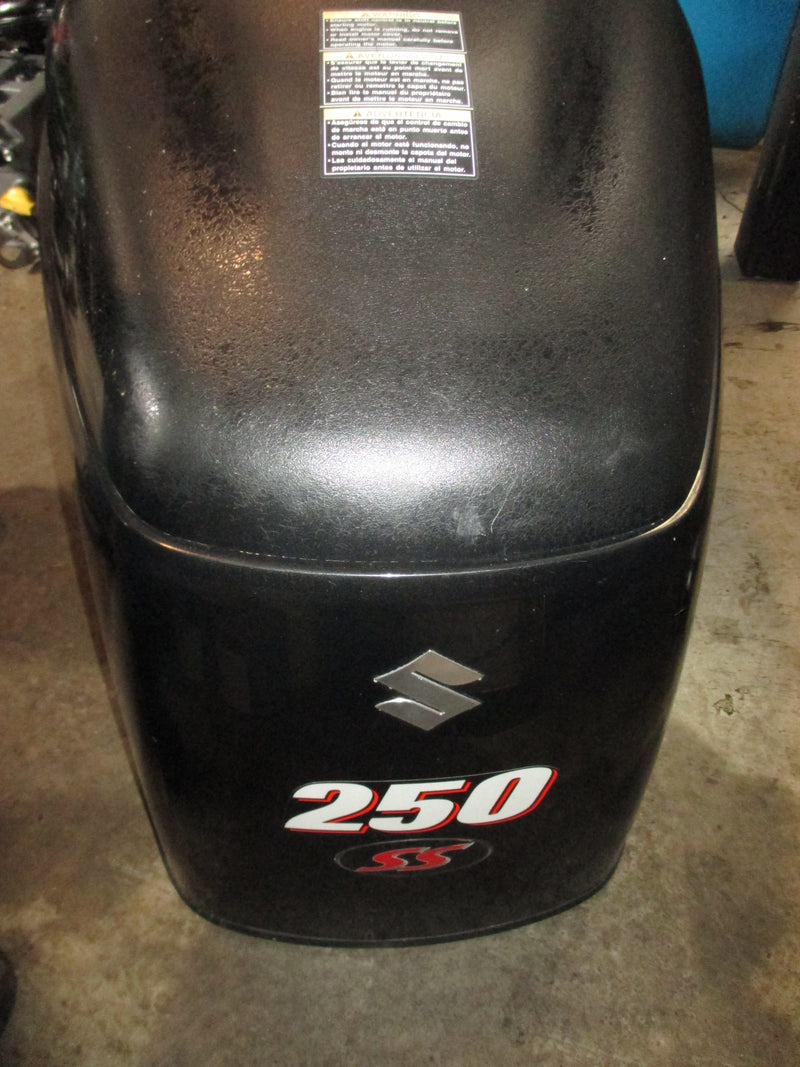 Suzuki 250hp 4 stroke outboard top cowling