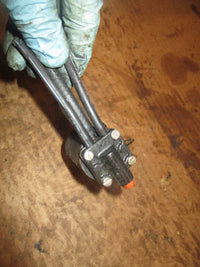 Load image into Gallery viewer, Johnson 150hp 2 stroke outboard fuel primer (397909)
