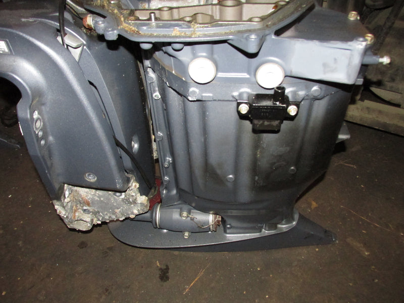 Yamaha 300hp 4.2L 4 Stroke Outboard 25" Midsection