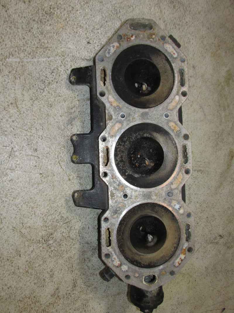 Evinrude Ficht 225hp 2 Stroke Outboard Starboard Cylinder Head (5001487)