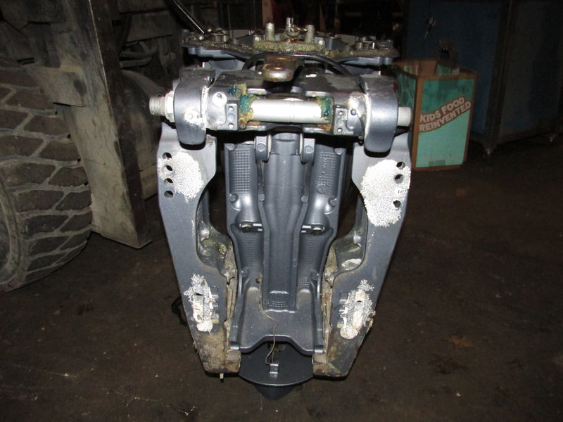Yamaha 300hp 4.2L 4 Stroke Outboard 25" Midsection