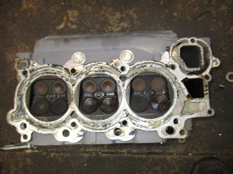 Yamaha 225hp 4 stroke outboard starboard cylinder head (69J-00)