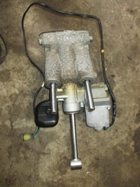 Load image into Gallery viewer, Suzuki 250hp 4 stroke outboard tilt trim unit SHOWA
